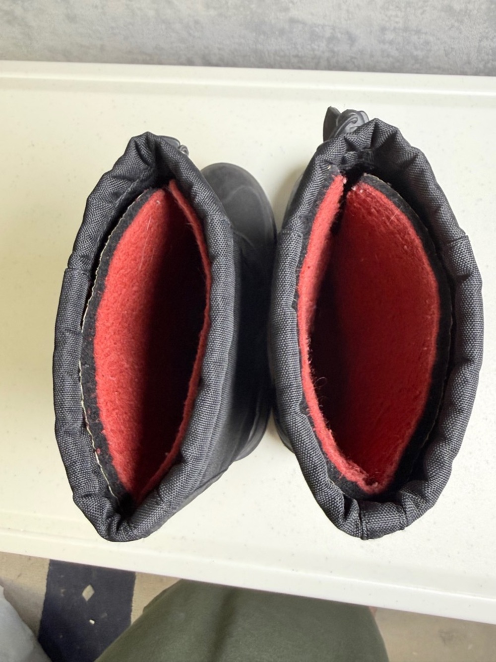 Kamik Kids Boots Size 2 Black Snow Winter - Picture 2 of 6